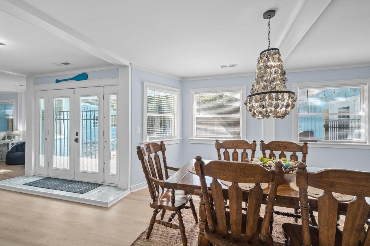 The Blue Lagoon Pine Knoll Shores Extérieur photo
