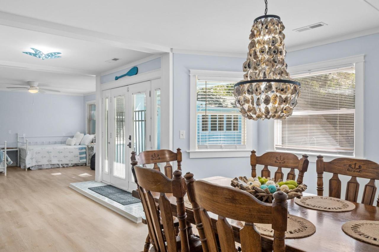 The Blue Lagoon Pine Knoll Shores Extérieur photo