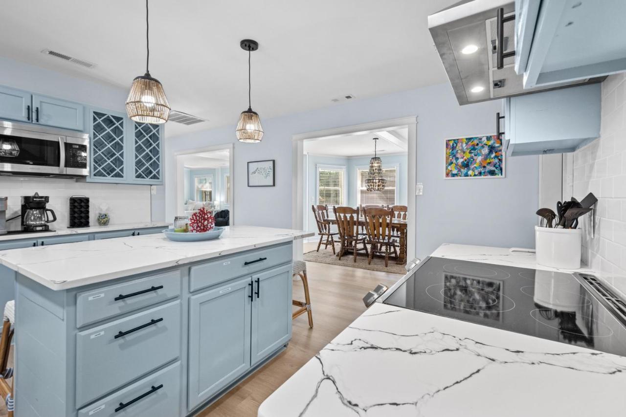 The Blue Lagoon Pine Knoll Shores Extérieur photo