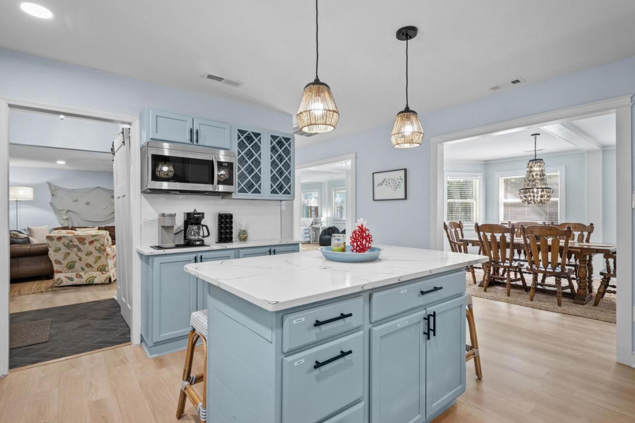The Blue Lagoon Pine Knoll Shores Extérieur photo